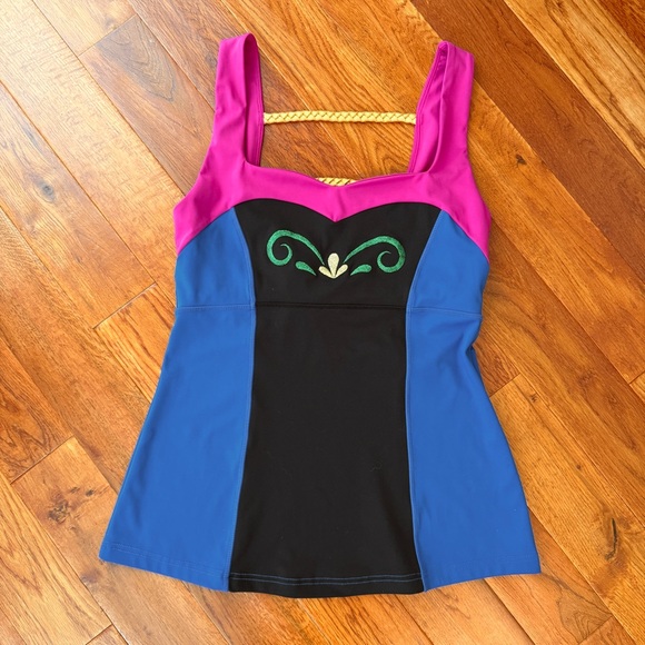 Crowned Athletics Snow Sister Princess Athletic Set Size M - Picture 2 of 15